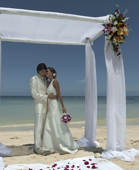GRAND PALLADIUM JAMAICA & GRAND PALLADIUM RESORT