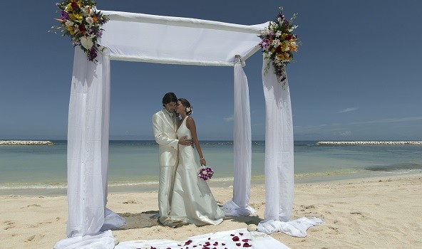 GRAND PALLADIUM JAMAICA & GRAND PALLADIUM RESORT