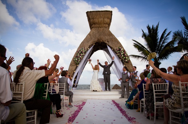 Hurray! They're married Dreams Riviera Cancun