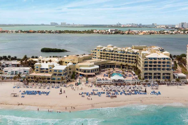Panama Jack Cancun - luxedestinationweddings.com